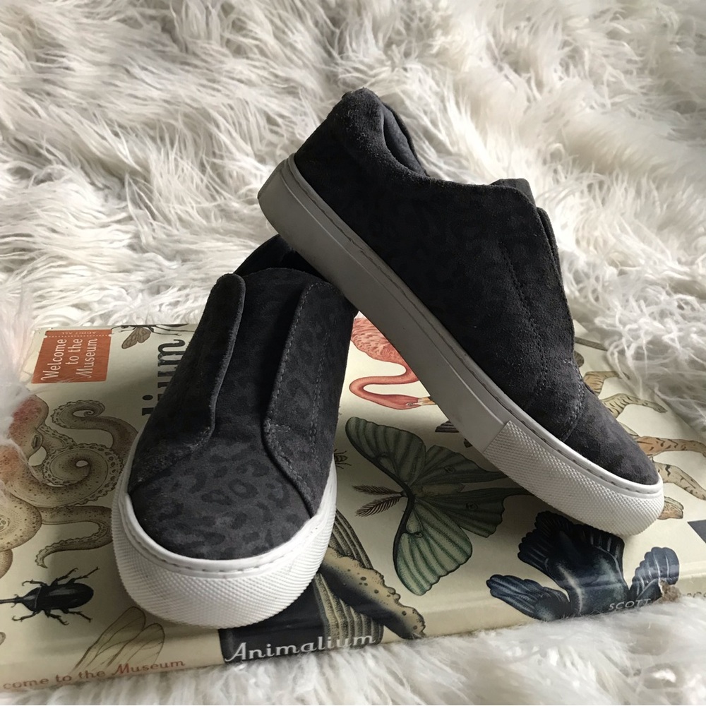 J/slides‎ Heidi Leopard Sneaker